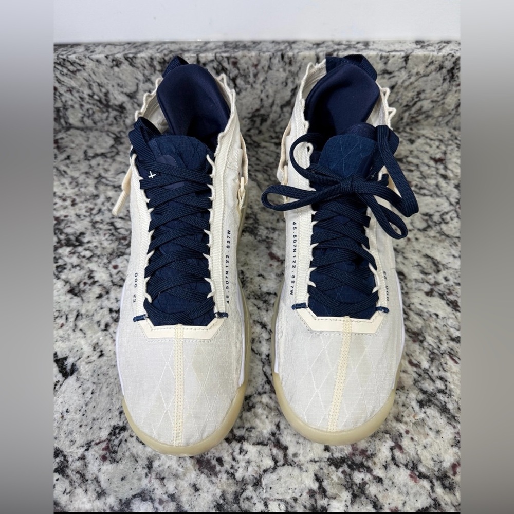 Jordan Proto Max 720 Pale Ivory/Midnight Navy-Mens Size 10